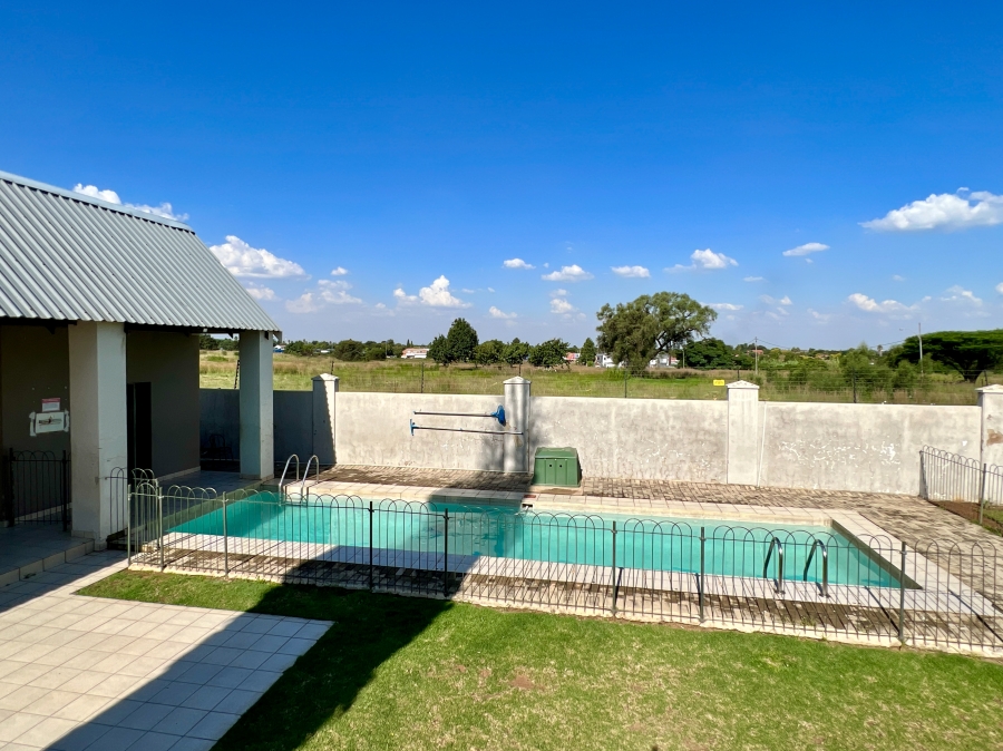 2 Bedroom Property for Sale in Eveleigh Gauteng