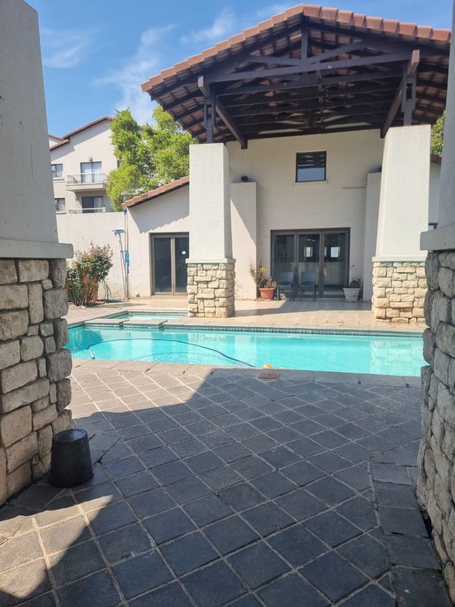 1 Bedroom Property for Sale in Sunninghill Gauteng