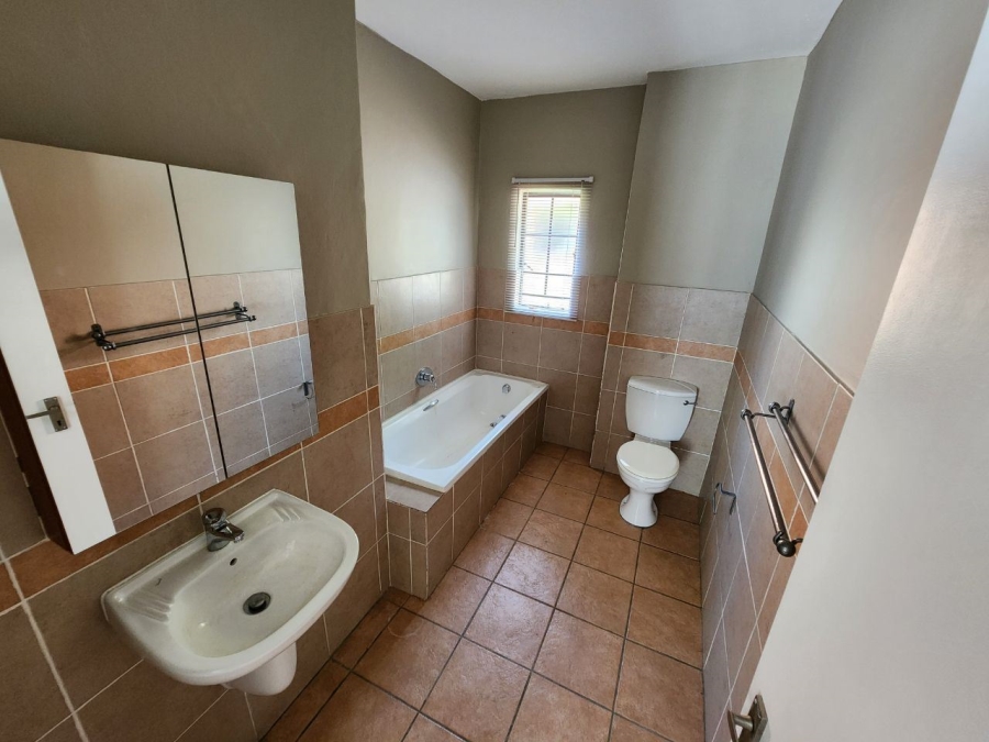2 Bedroom Property for Sale in Rynfield Gauteng