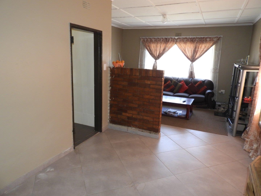 2 Bedroom Property for Sale in Peacehaven Gauteng