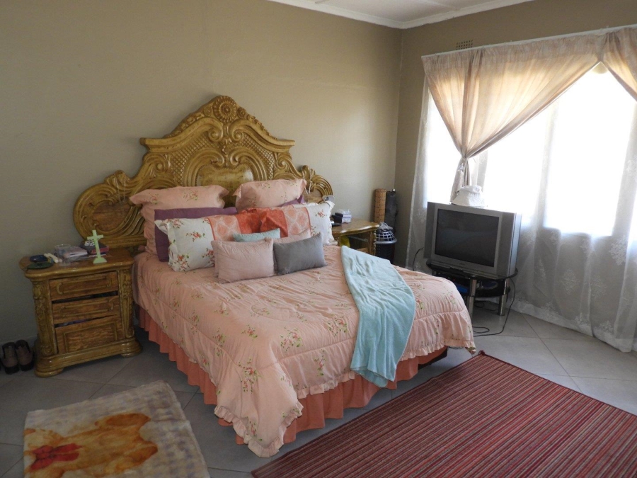 2 Bedroom Property for Sale in Peacehaven Gauteng