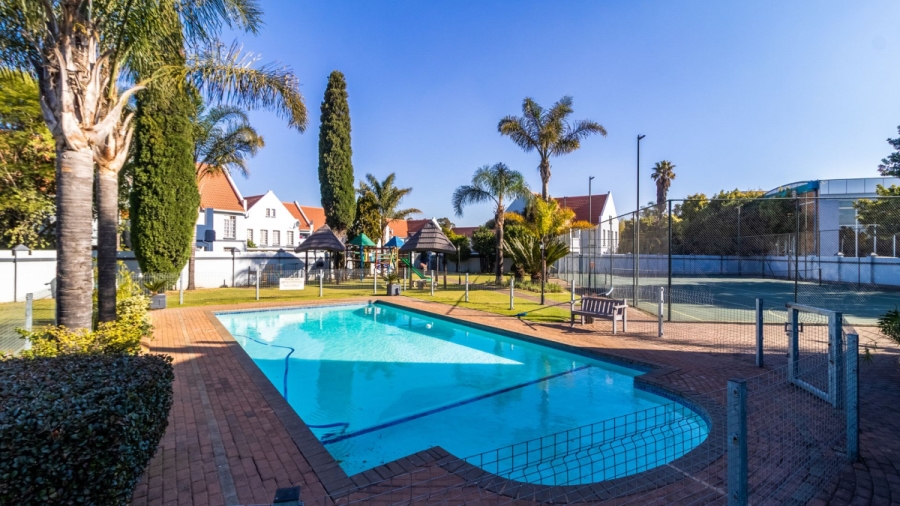 2 Bedroom Property for Sale in Eden Glen Gauteng