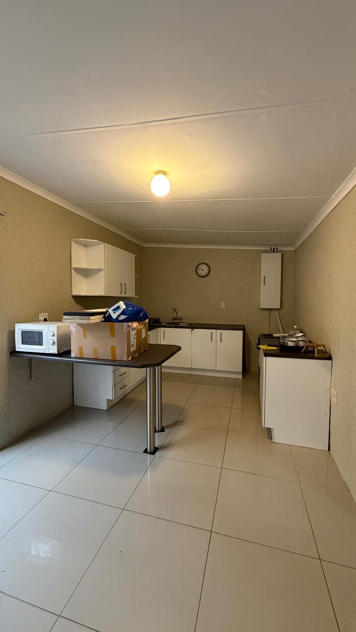 To Let 1 Bedroom Property for Rent in Edendale Gauteng