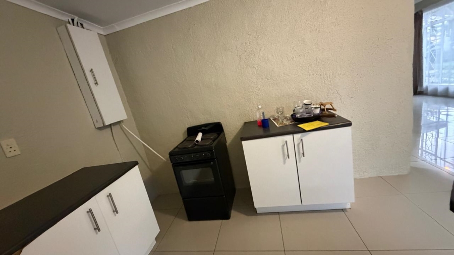 To Let 1 Bedroom Property for Rent in Edendale Gauteng