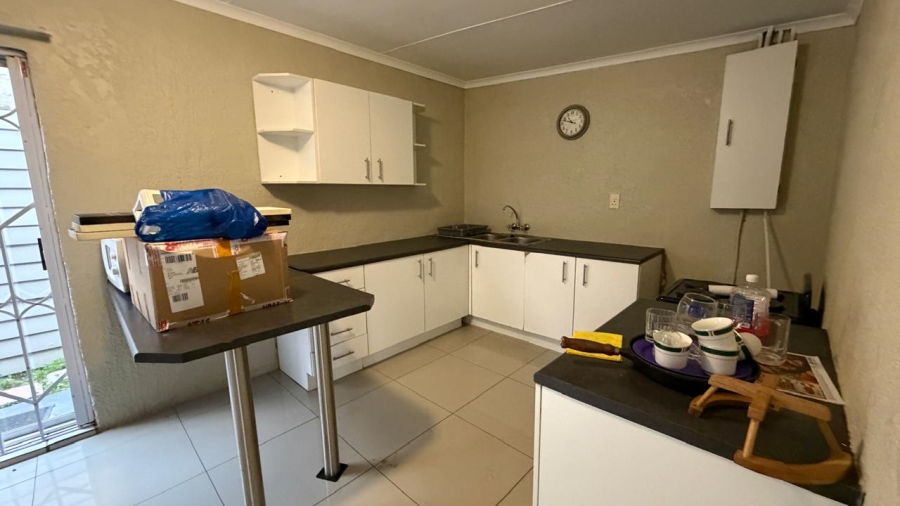 To Let 1 Bedroom Property for Rent in Edendale Gauteng