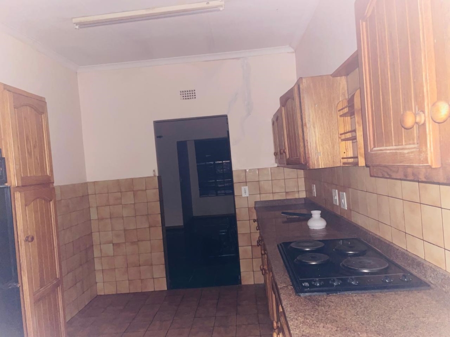 To Let 3 Bedroom Property for Rent in Glen Austin Gauteng