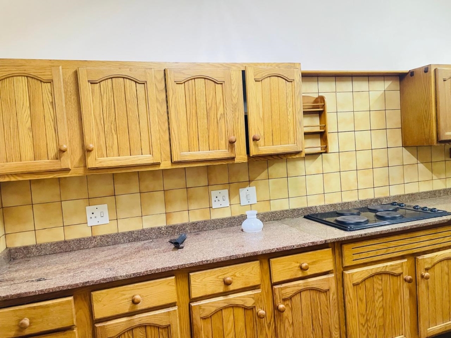 To Let 3 Bedroom Property for Rent in Glen Austin Gauteng