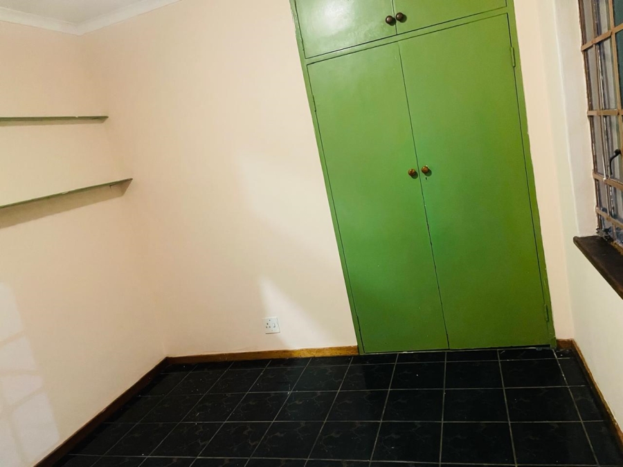 To Let 3 Bedroom Property for Rent in Glen Austin Gauteng