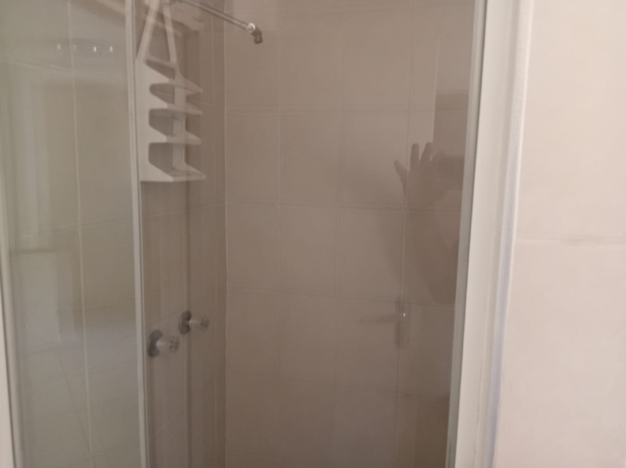 2 Bedroom Property for Sale in Vorna Valley Gauteng