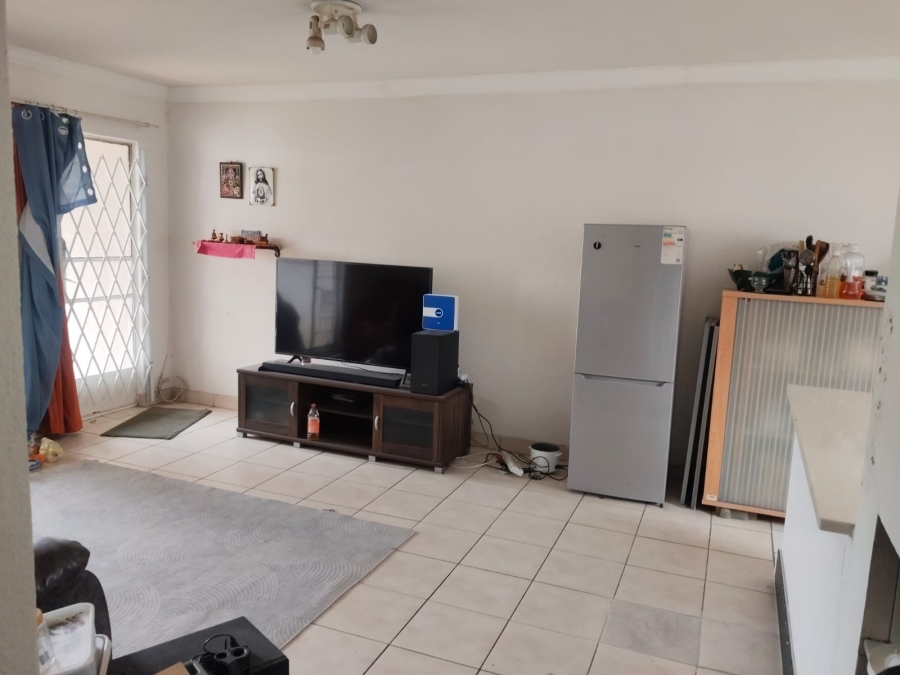 2 Bedroom Property for Sale in Vorna Valley Gauteng