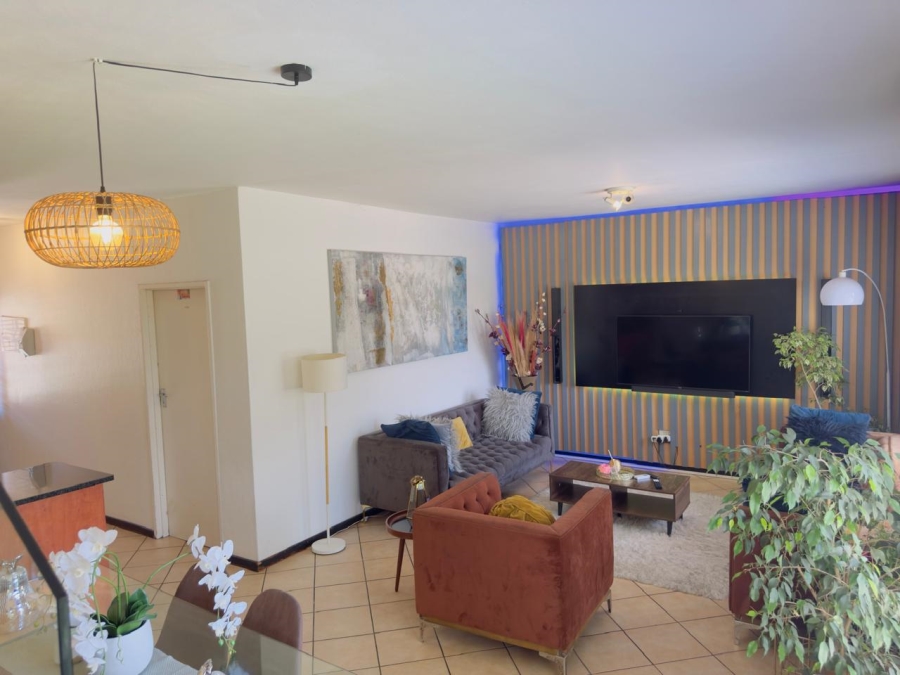 3 Bedroom Property for Sale in Noordwyk Gauteng