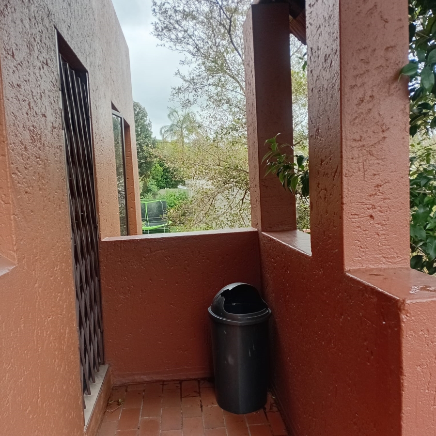 2 Bedroom Property for Sale in Sunninghill Gauteng