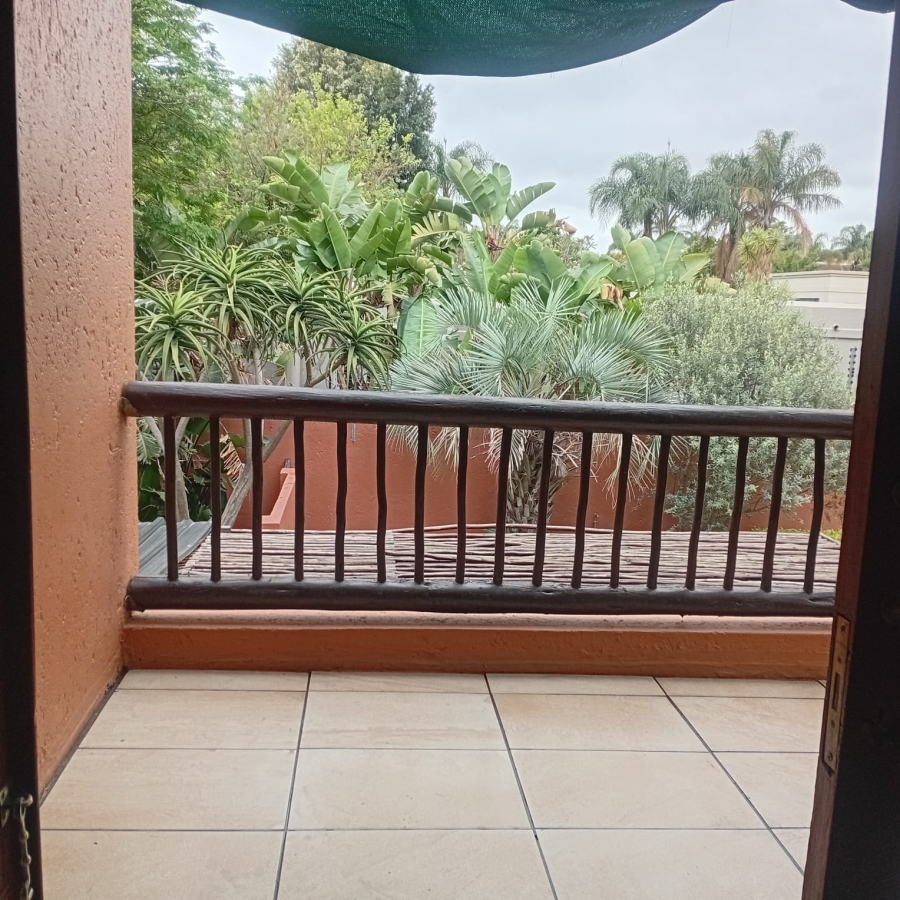 2 Bedroom Property for Sale in Sunninghill Gauteng