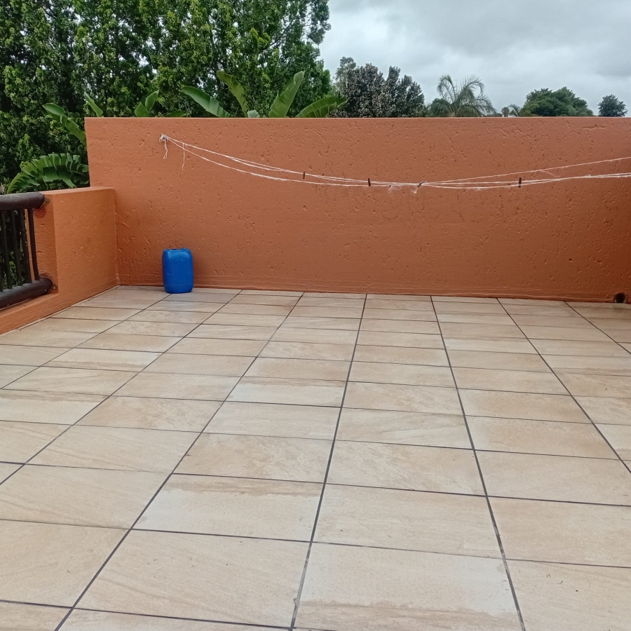 2 Bedroom Property for Sale in Sunninghill Gauteng