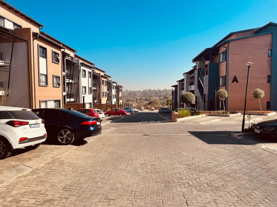 2 Bedroom Property for Sale in Vorna Valley Gauteng