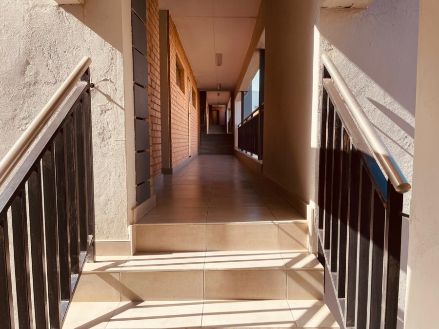 2 Bedroom Property for Sale in Vorna Valley Gauteng