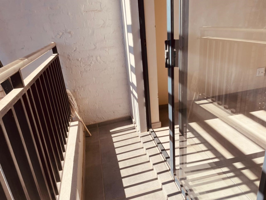 2 Bedroom Property for Sale in Vorna Valley Gauteng