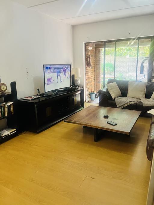 2 Bedroom Property for Sale in Buccleuch Gauteng