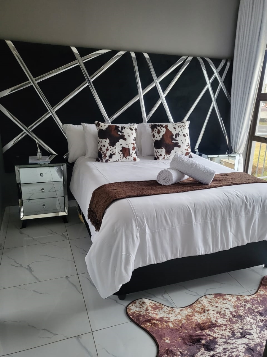 To Let 3 Bedroom Property for Rent in Greenstone Hill Gauteng