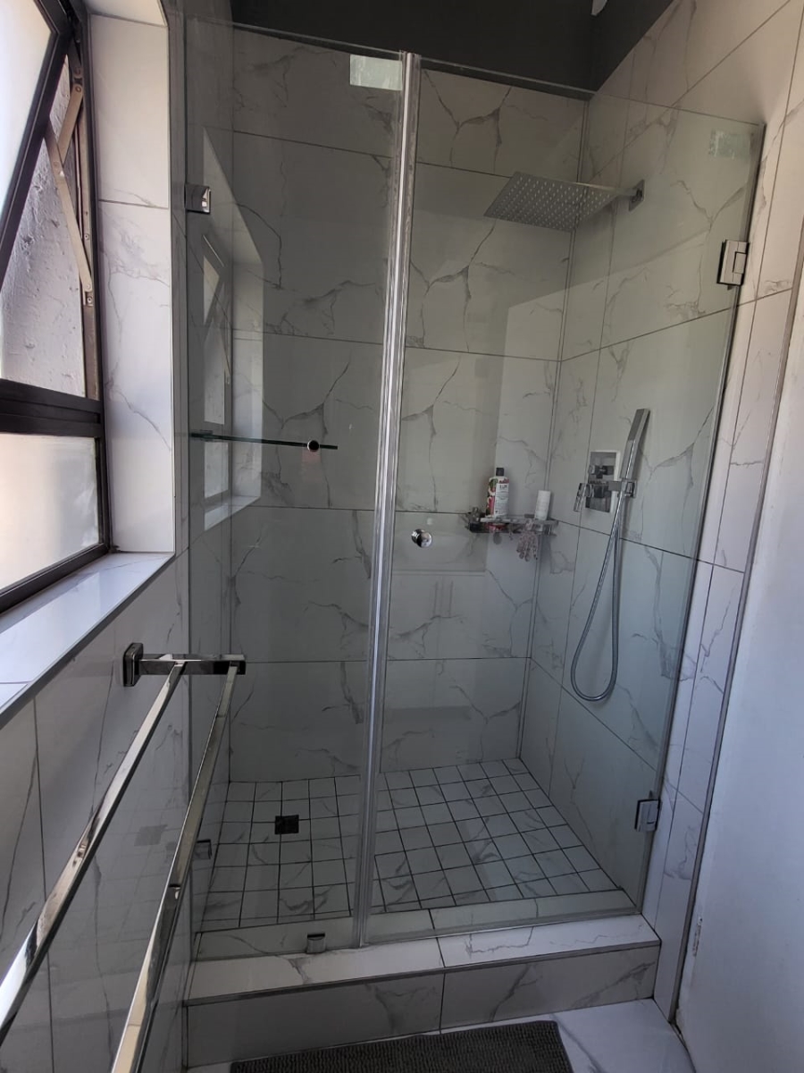 To Let 3 Bedroom Property for Rent in Greenstone Hill Gauteng