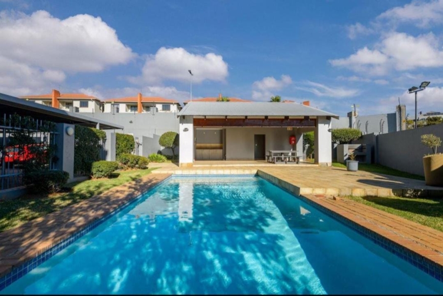 To Let 3 Bedroom Property for Rent in Greenstone Hill Gauteng