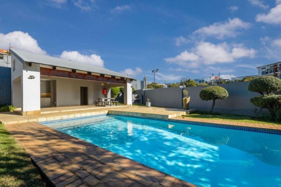 To Let 3 Bedroom Property for Rent in Greenstone Hill Gauteng