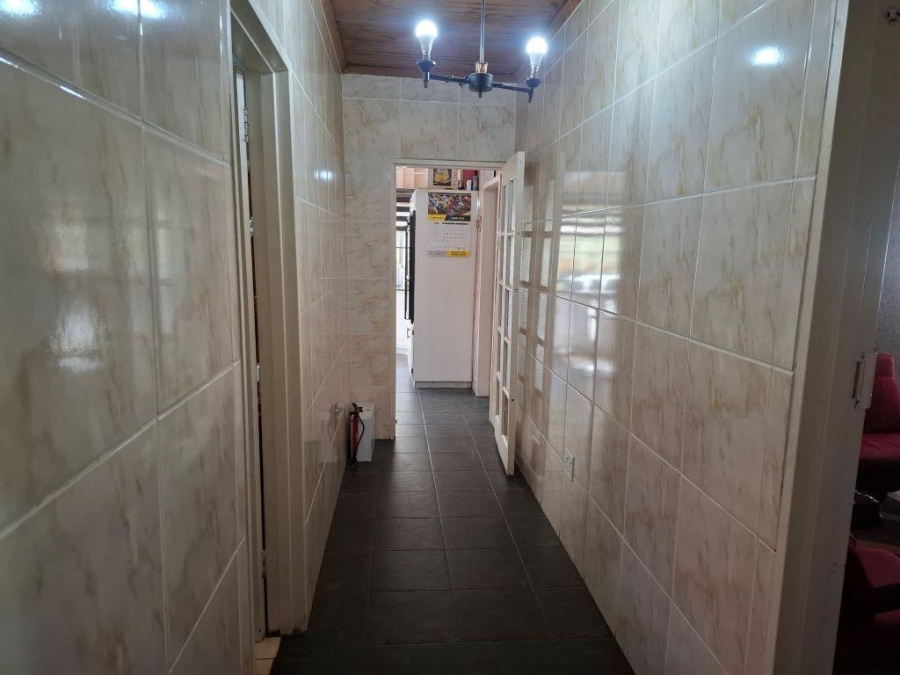 4 Bedroom Property for Sale in Toekomsrus Gauteng