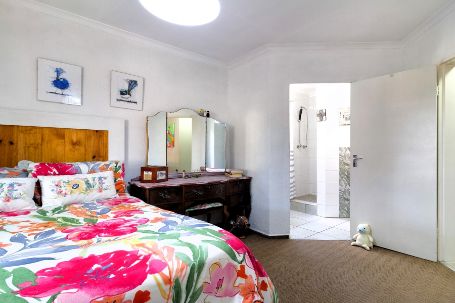 2 Bedroom Property for Sale in Wilgeheuwel Gauteng