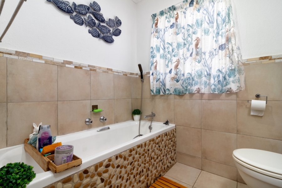 2 Bedroom Property for Sale in Wilgeheuwel Gauteng