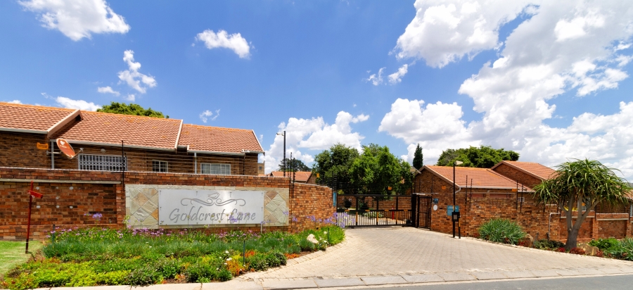 2 Bedroom Property for Sale in Wilgeheuwel Gauteng