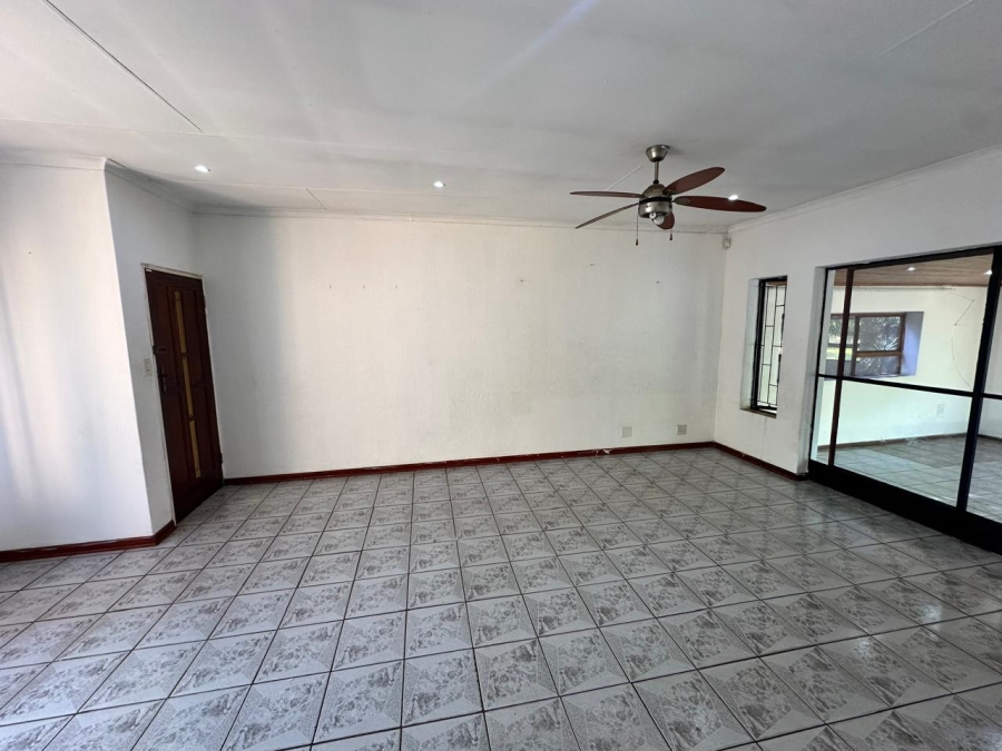 To Let 3 Bedroom Property for Rent in The Reeds Gauteng