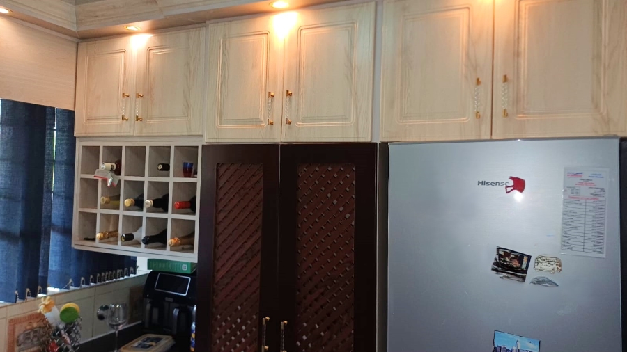 3 Bedroom Property for Sale in Die Hoewes Gauteng