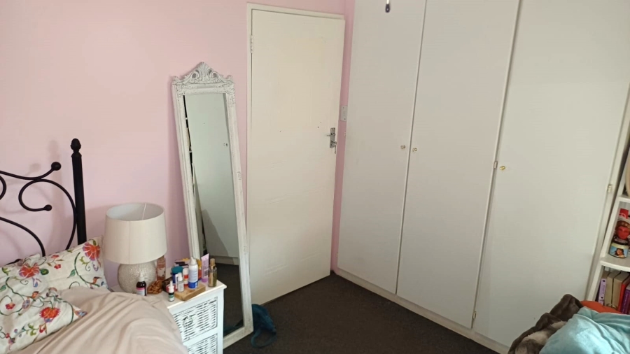 3 Bedroom Property for Sale in Die Hoewes Gauteng