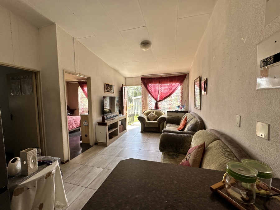 2 Bedroom Property for Sale in Ridgeway Gauteng