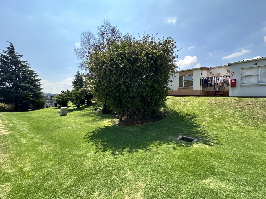 2 Bedroom Property for Sale in Ridgeway Gauteng