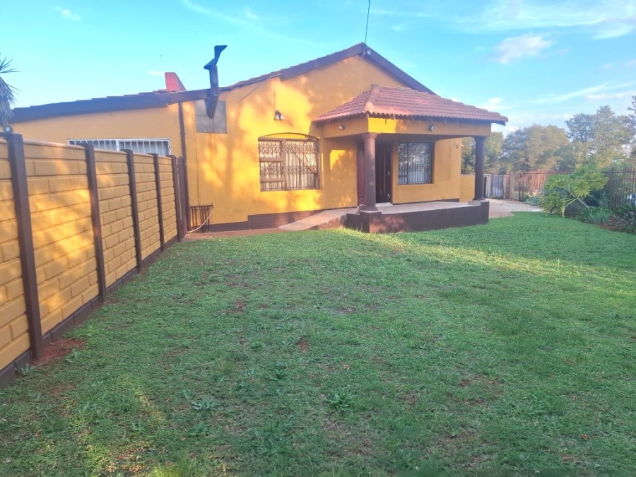 3 Bedroom Property for Sale in Hillshaven Gauteng
