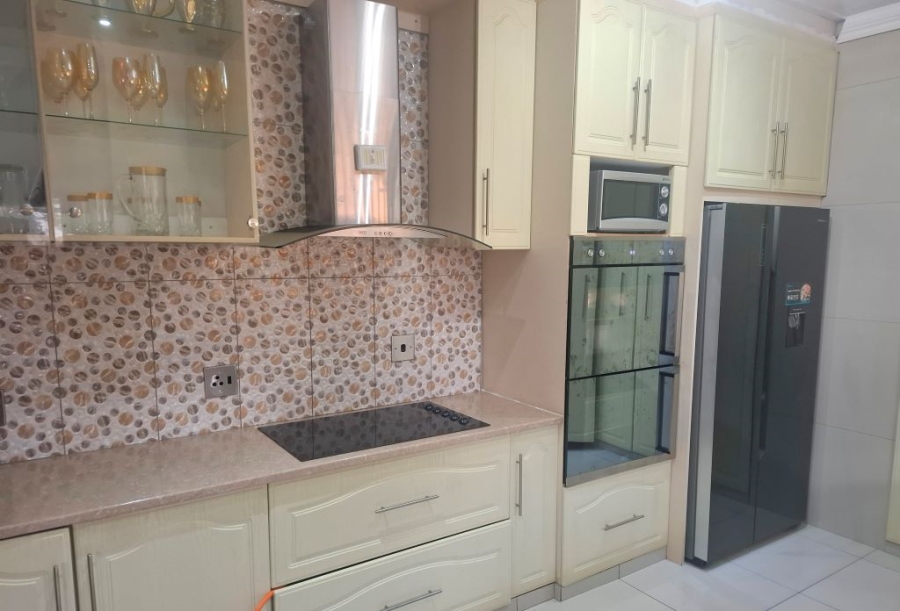 3 Bedroom Property for Sale in Hillshaven Gauteng