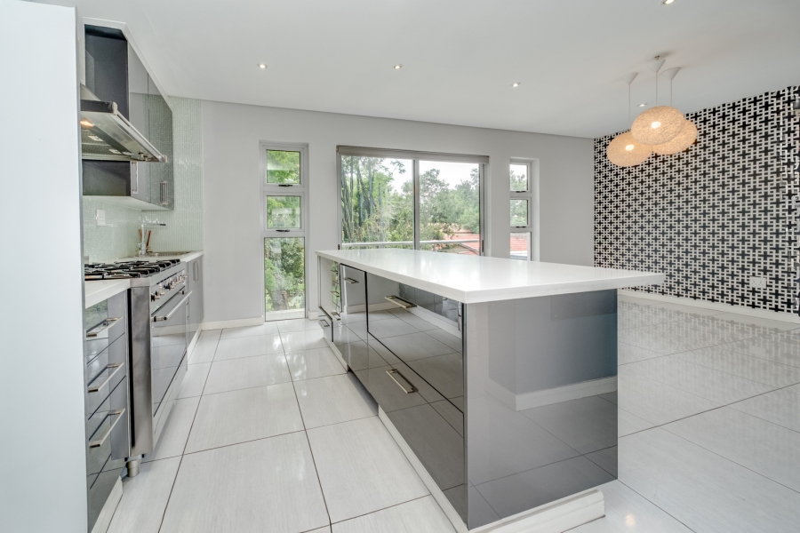 3 Bedroom Property for Sale in Bryanston Gauteng