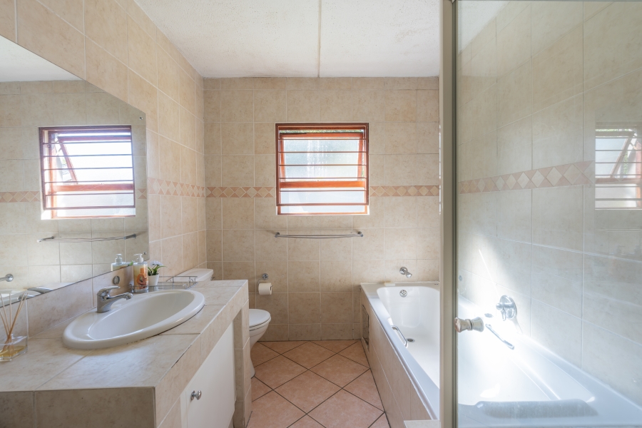 3 Bedroom Property for Sale in Fourways Gauteng