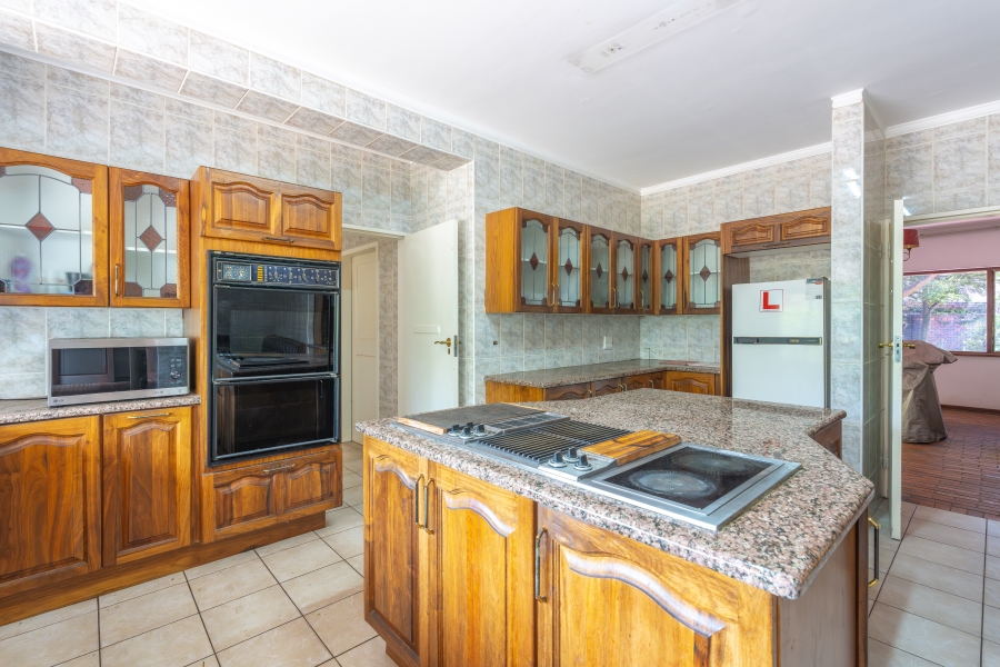 5 Bedroom Property for Sale in Bryanston Gauteng