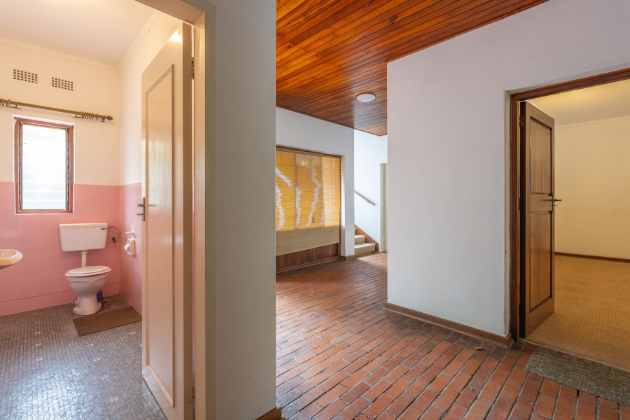 5 Bedroom Property for Sale in Bryanston Gauteng