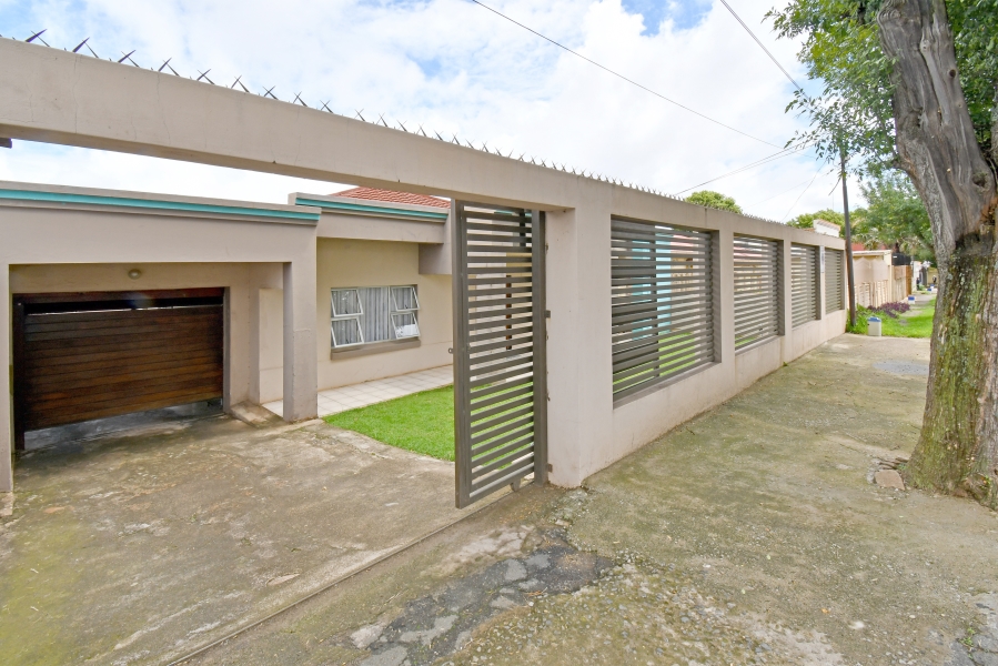 4 Bedroom Property for Sale in Mayfair West Gauteng