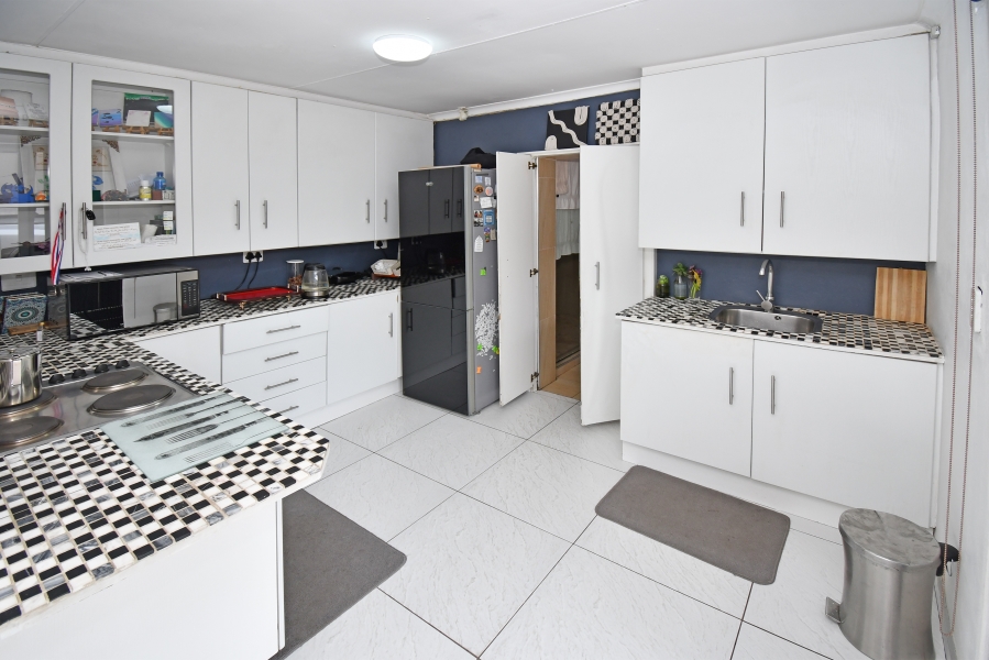 4 Bedroom Property for Sale in Mayfair West Gauteng