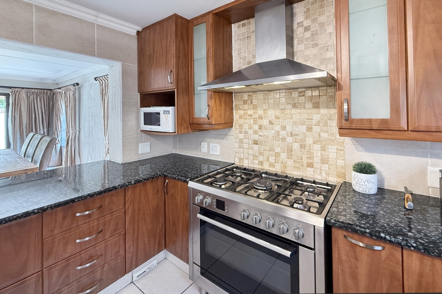 3 Bedroom Property for Sale in Noordwyk Gauteng