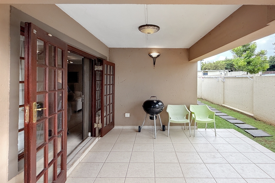 3 Bedroom Property for Sale in Noordwyk Gauteng