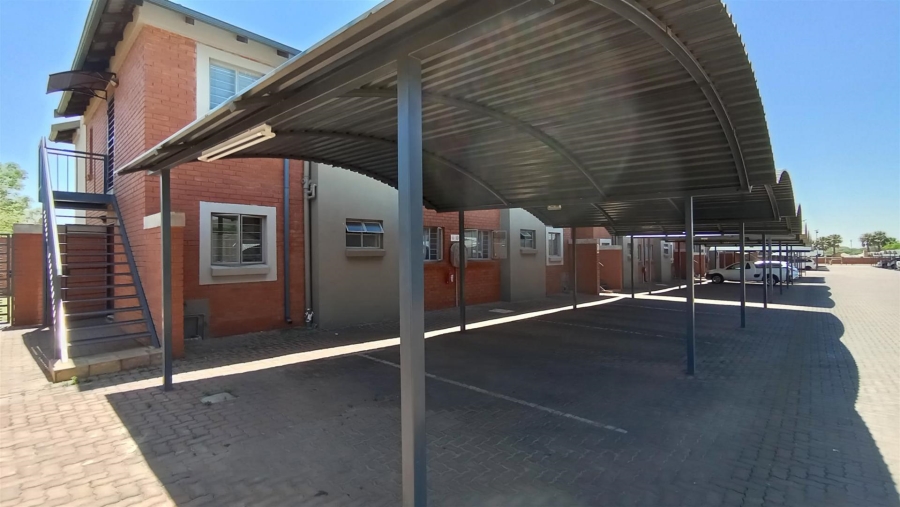 2 Bedroom Property for Sale in Andeon AH Gauteng