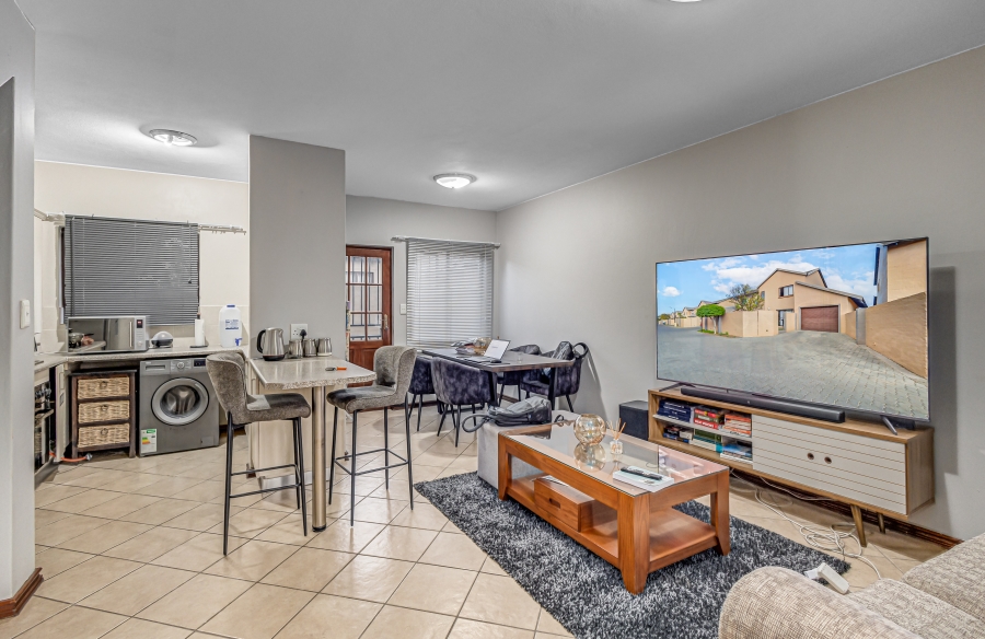 2 Bedroom Property for Sale in Carlswald Gauteng