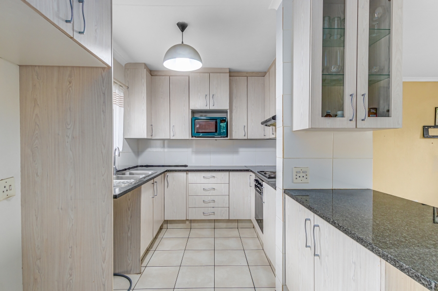 3 Bedroom Property for Sale in Northwold Gauteng