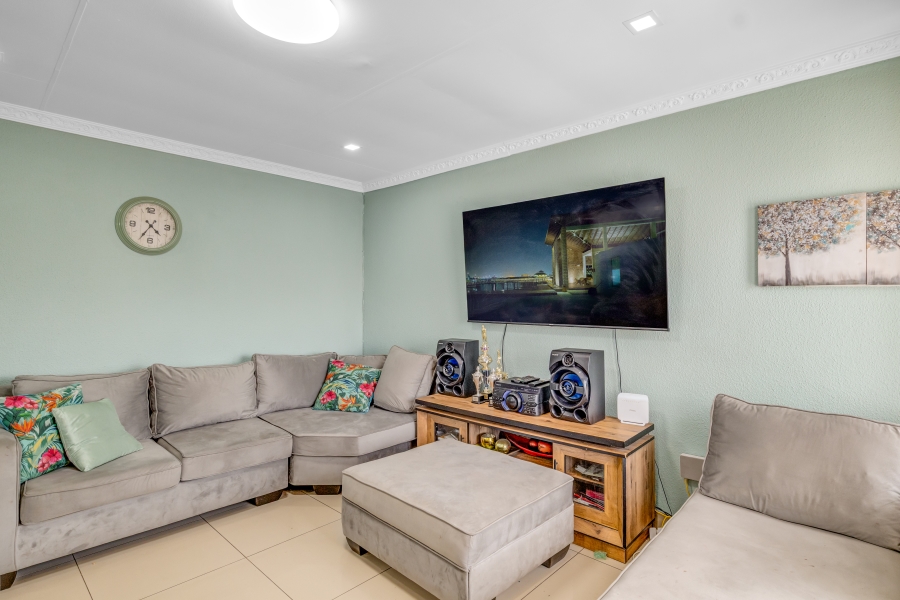 3 Bedroom Property for Sale in Mondeor Gauteng