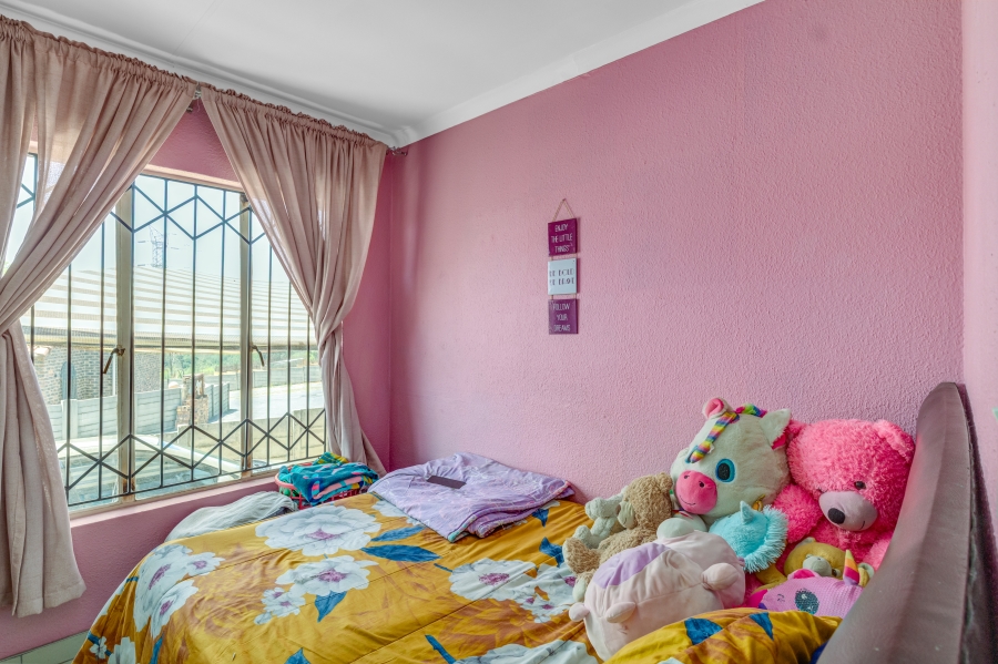 3 Bedroom Property for Sale in Mondeor Gauteng